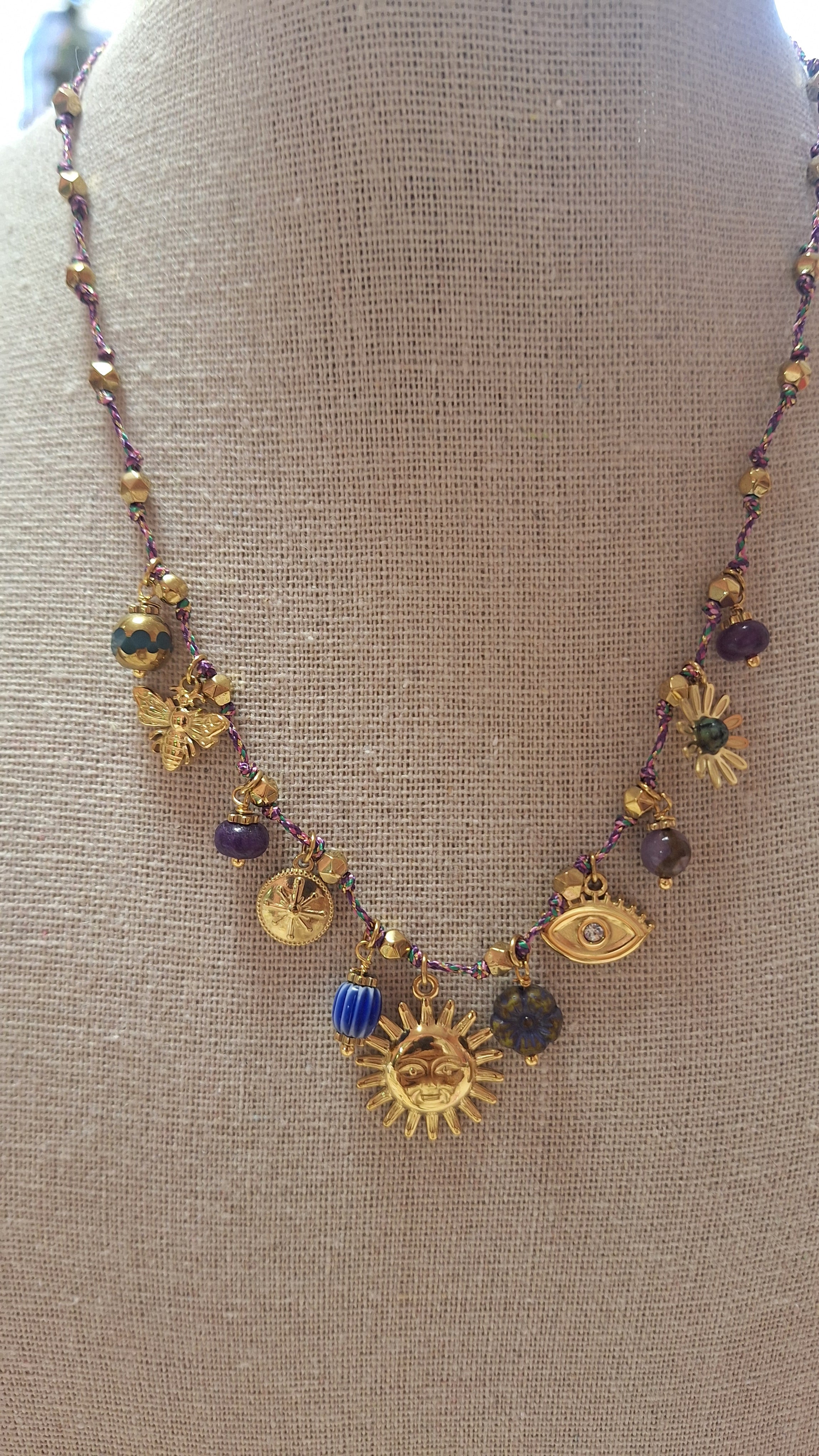 Collier PAMPILLES