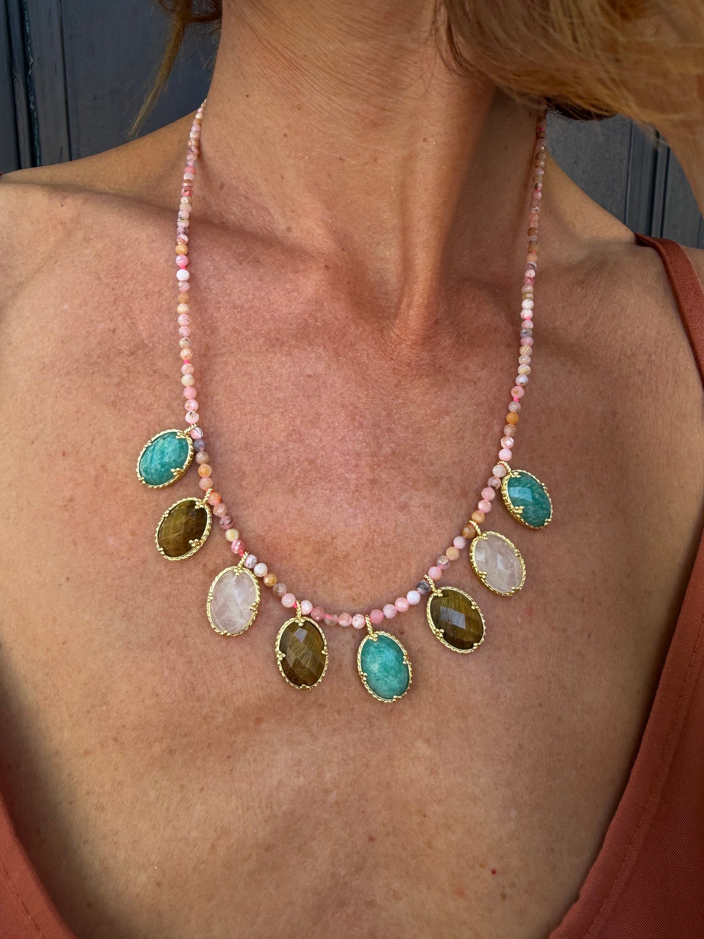 Collier Solea 8 pierres cabochon