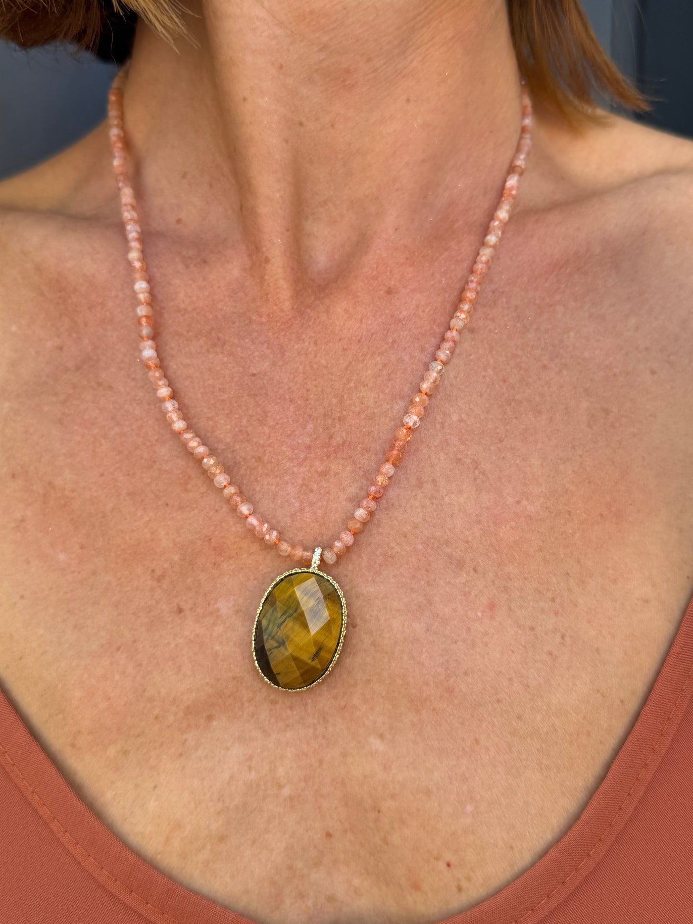 Collier médaille TIGRE