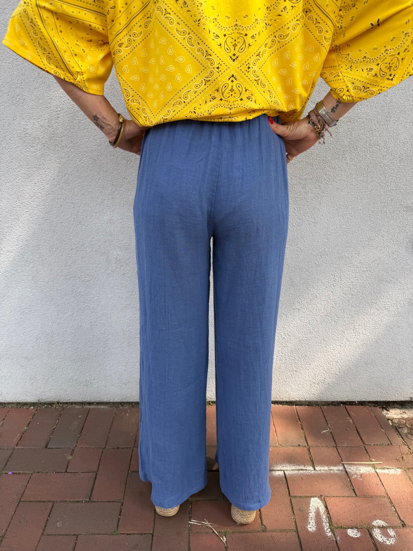 Pantalon Isis en lin taille élastiquée avec ceinture