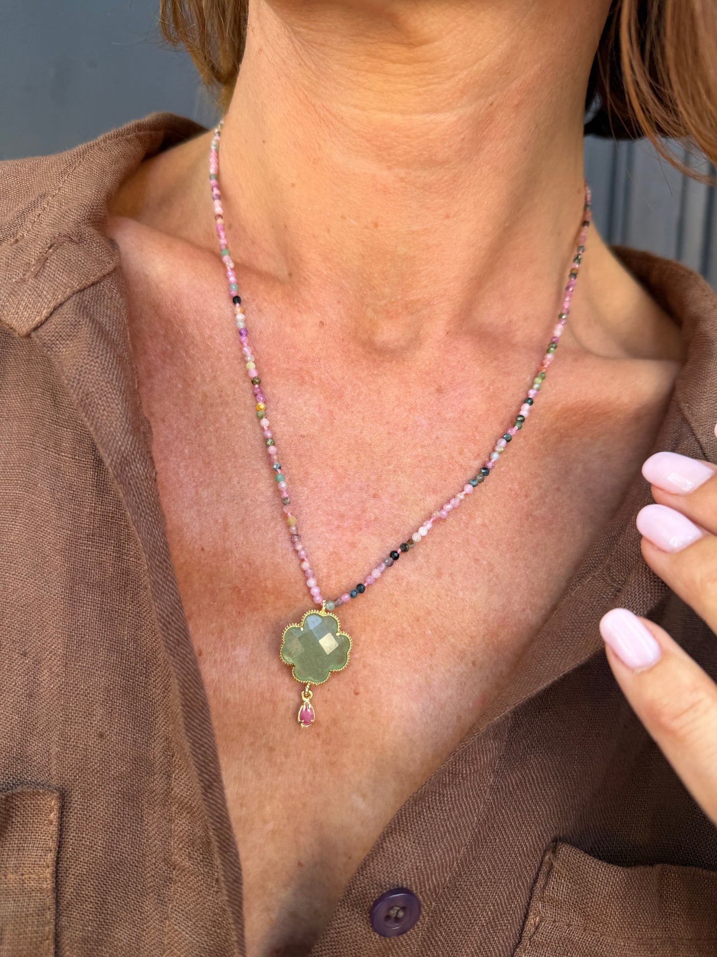 Collier trèfle en tourmaline