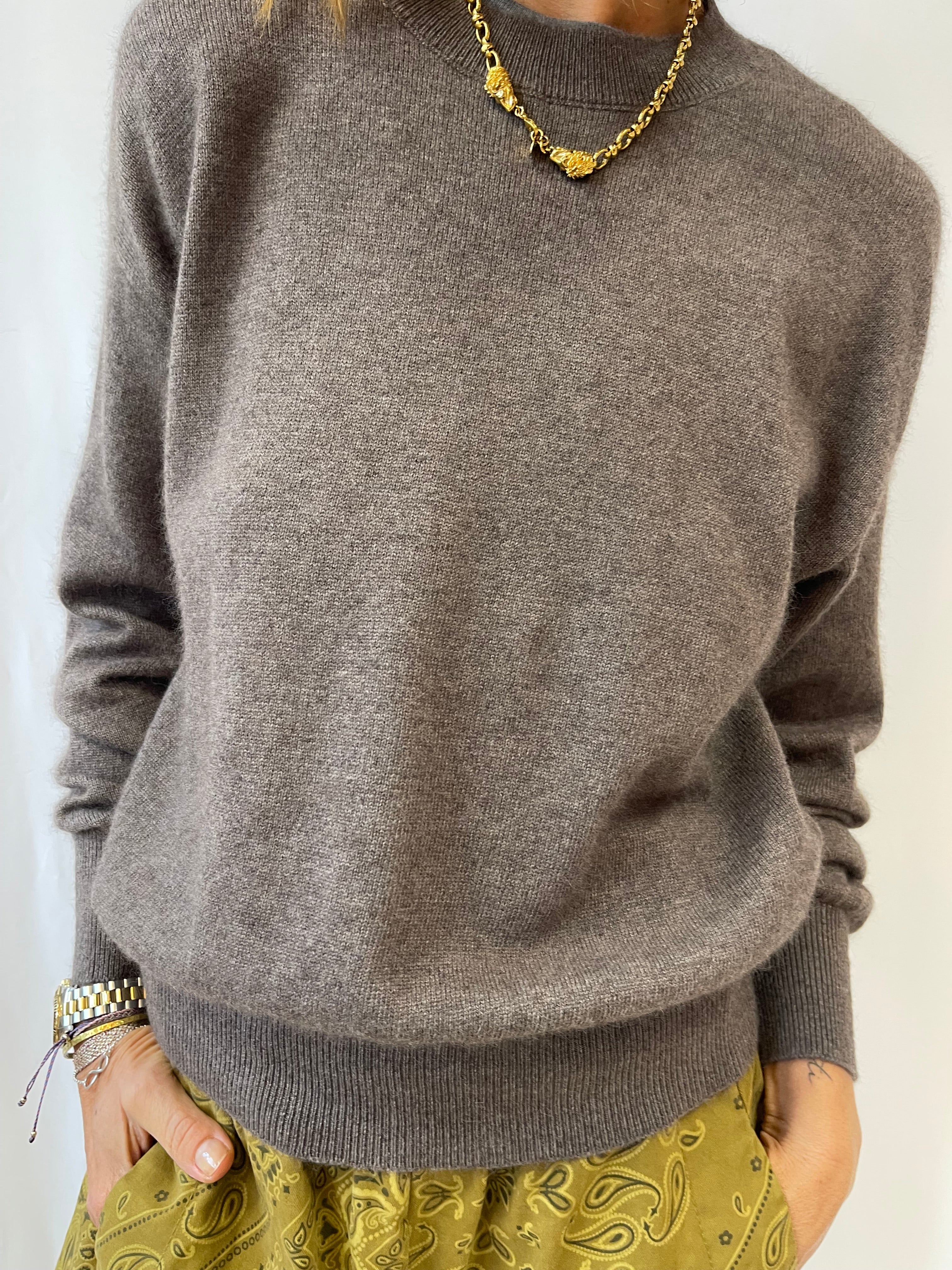 Pull LÉON