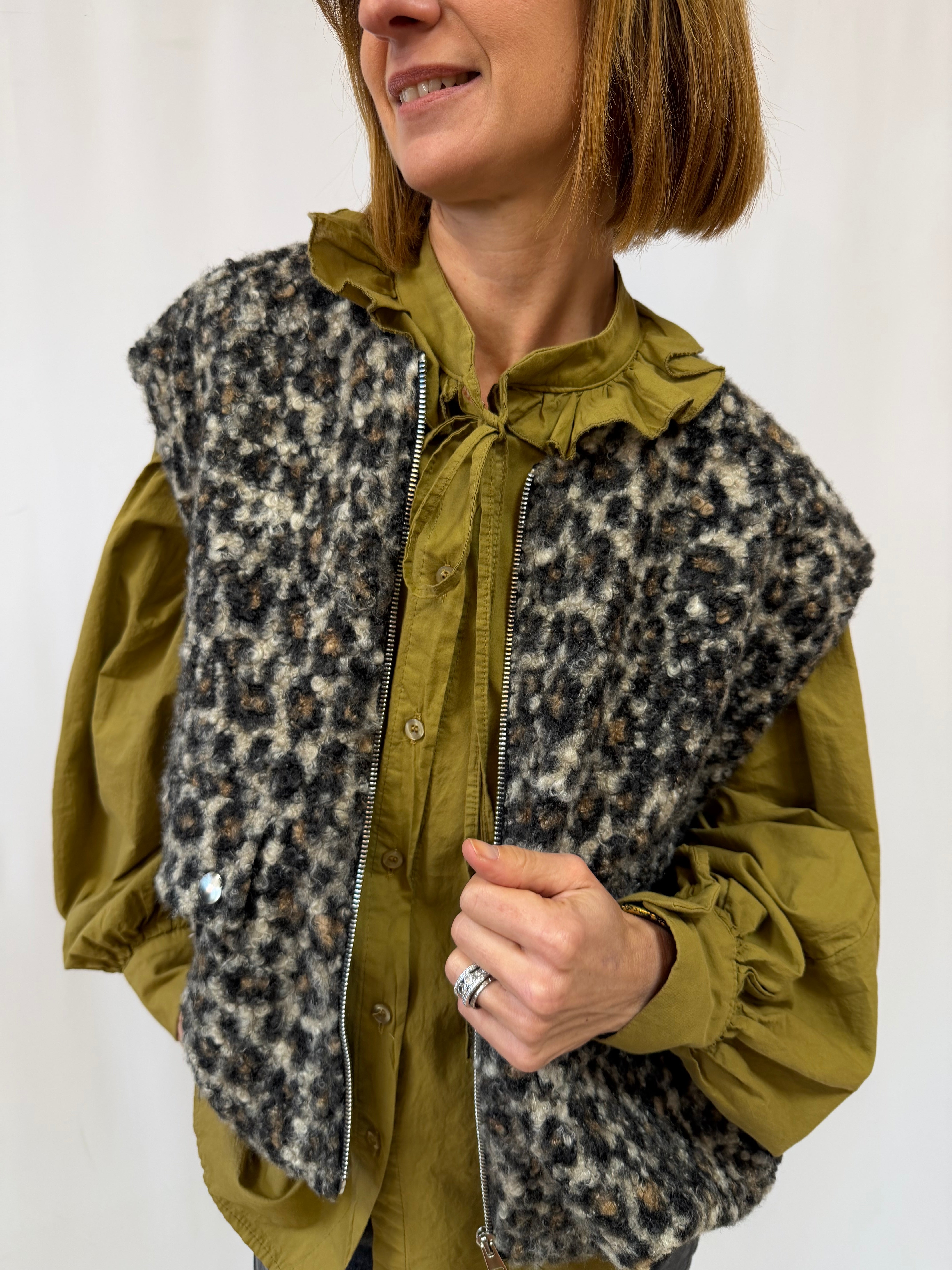 Vue de face veste please leopa