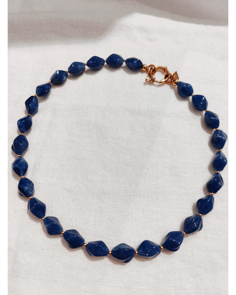 Collier en résine LOU