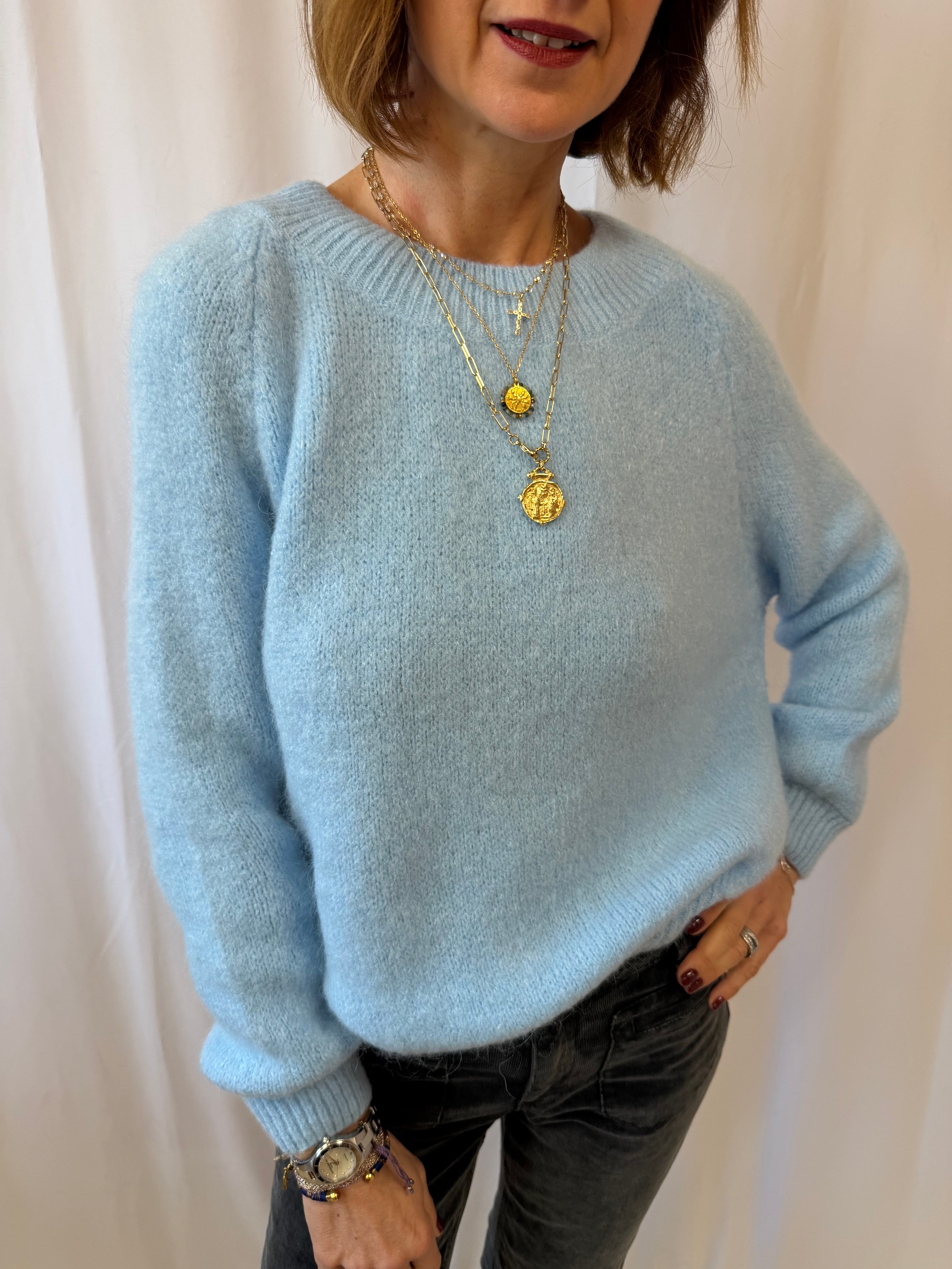 pull lola bleu vue de face