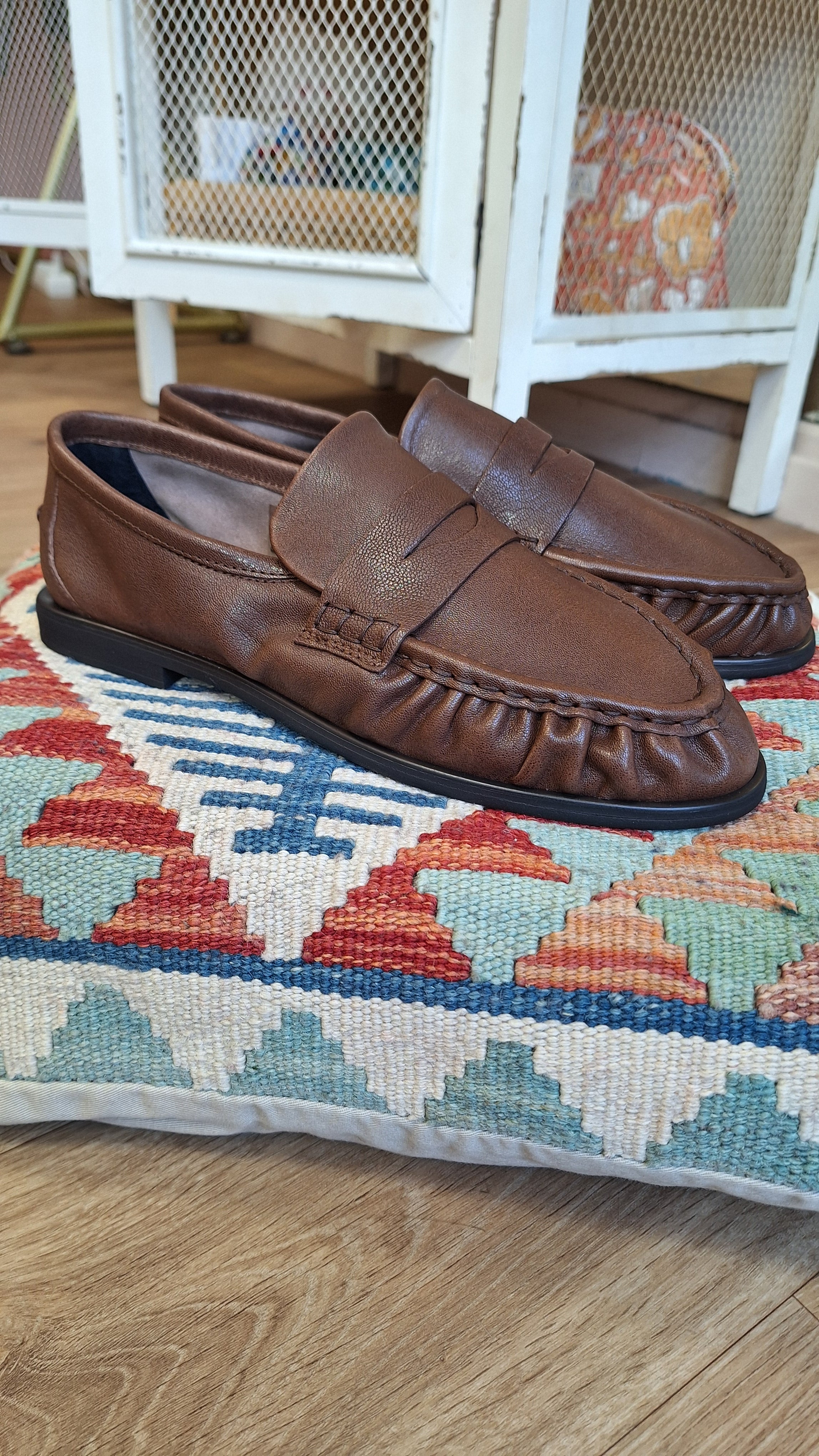 Mocassin Pavement ELMIRA