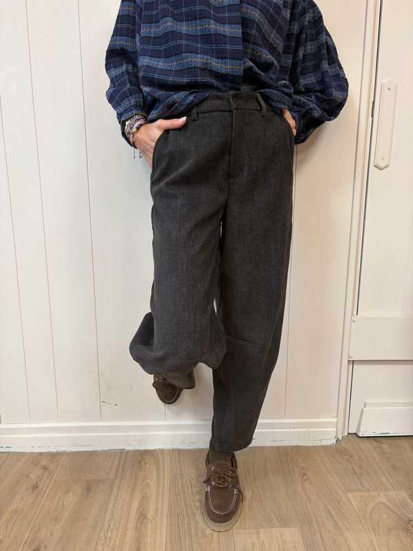 Pantalon please Moro