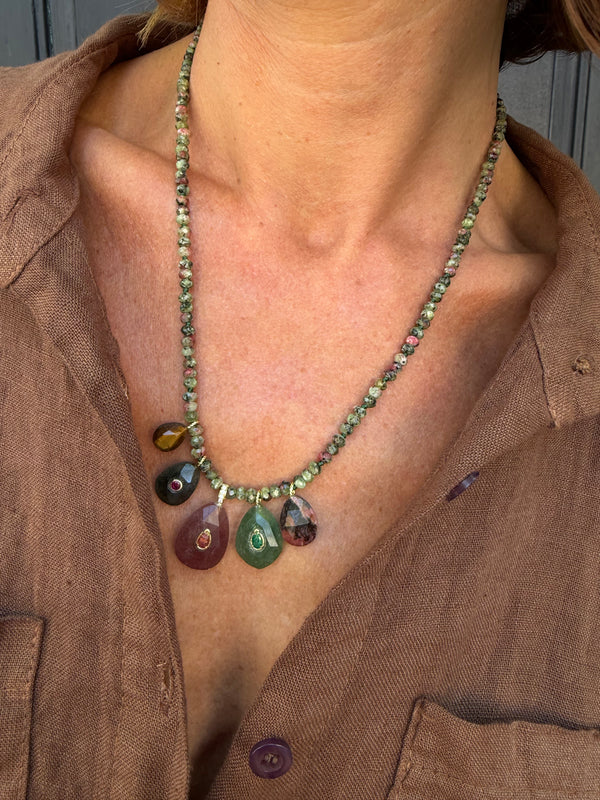 Collier Kat pierres ovales