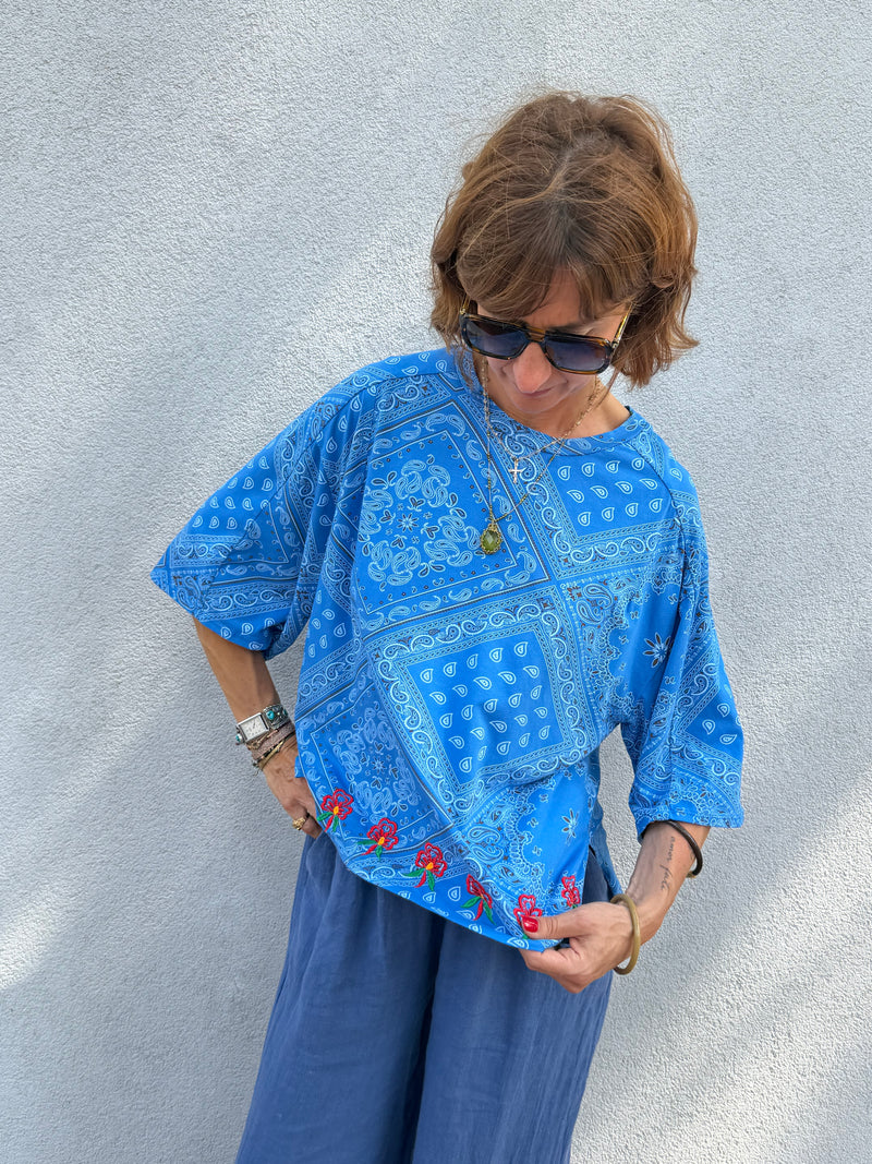 T-shirt Johanna Bindi motif bandana