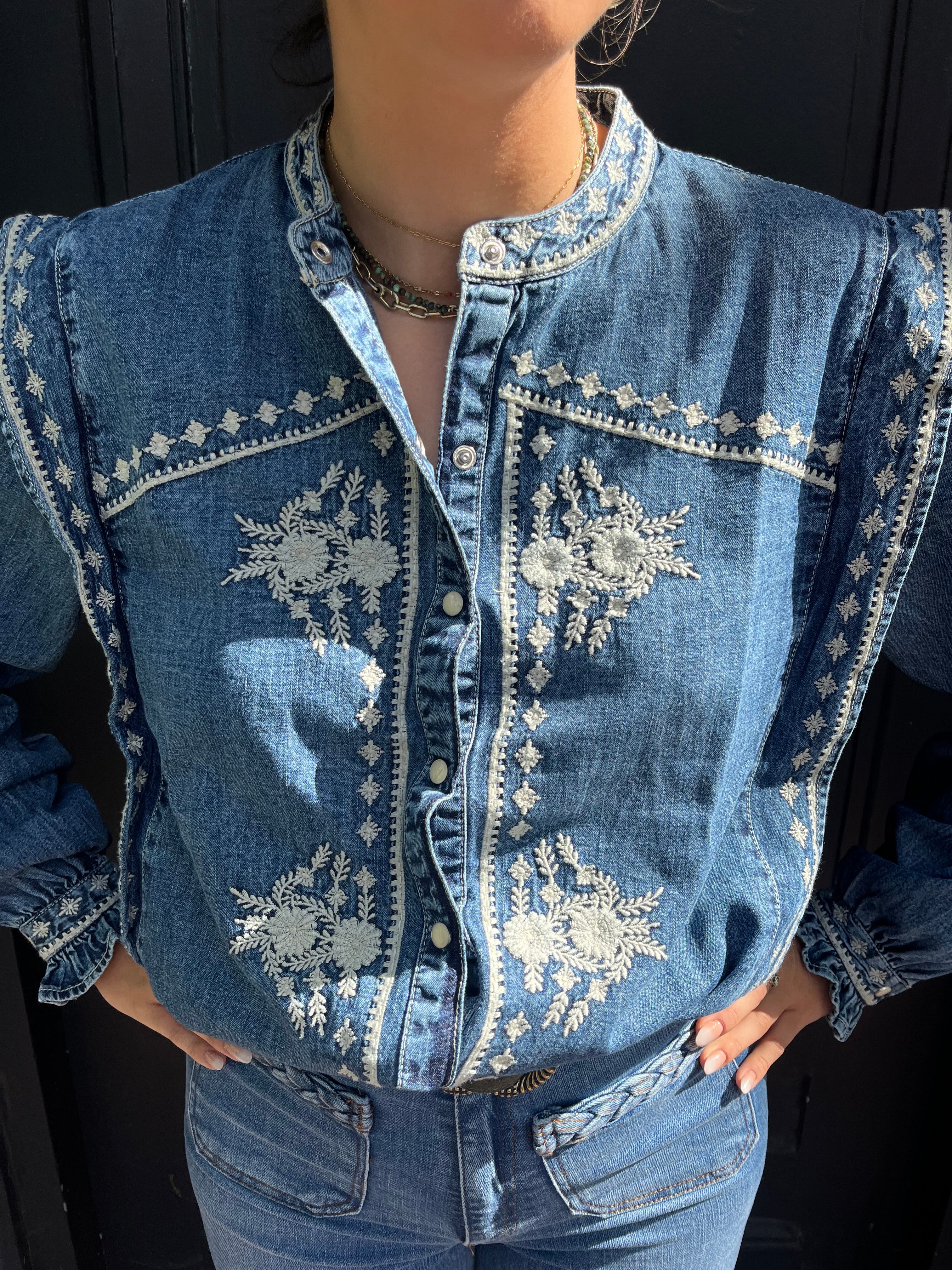Blouse denim brodée  NARCISO - MAISON HOTEL