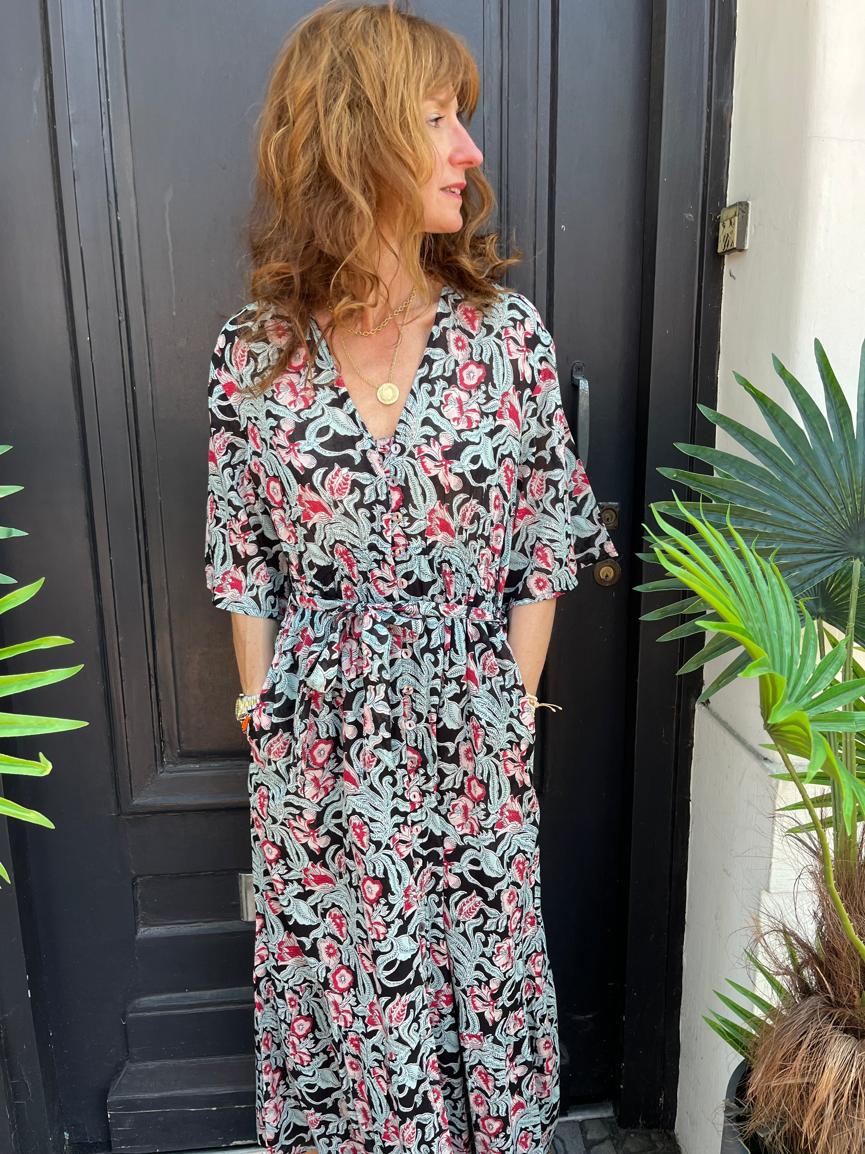 Robe ARIANA MAISON HOTEL