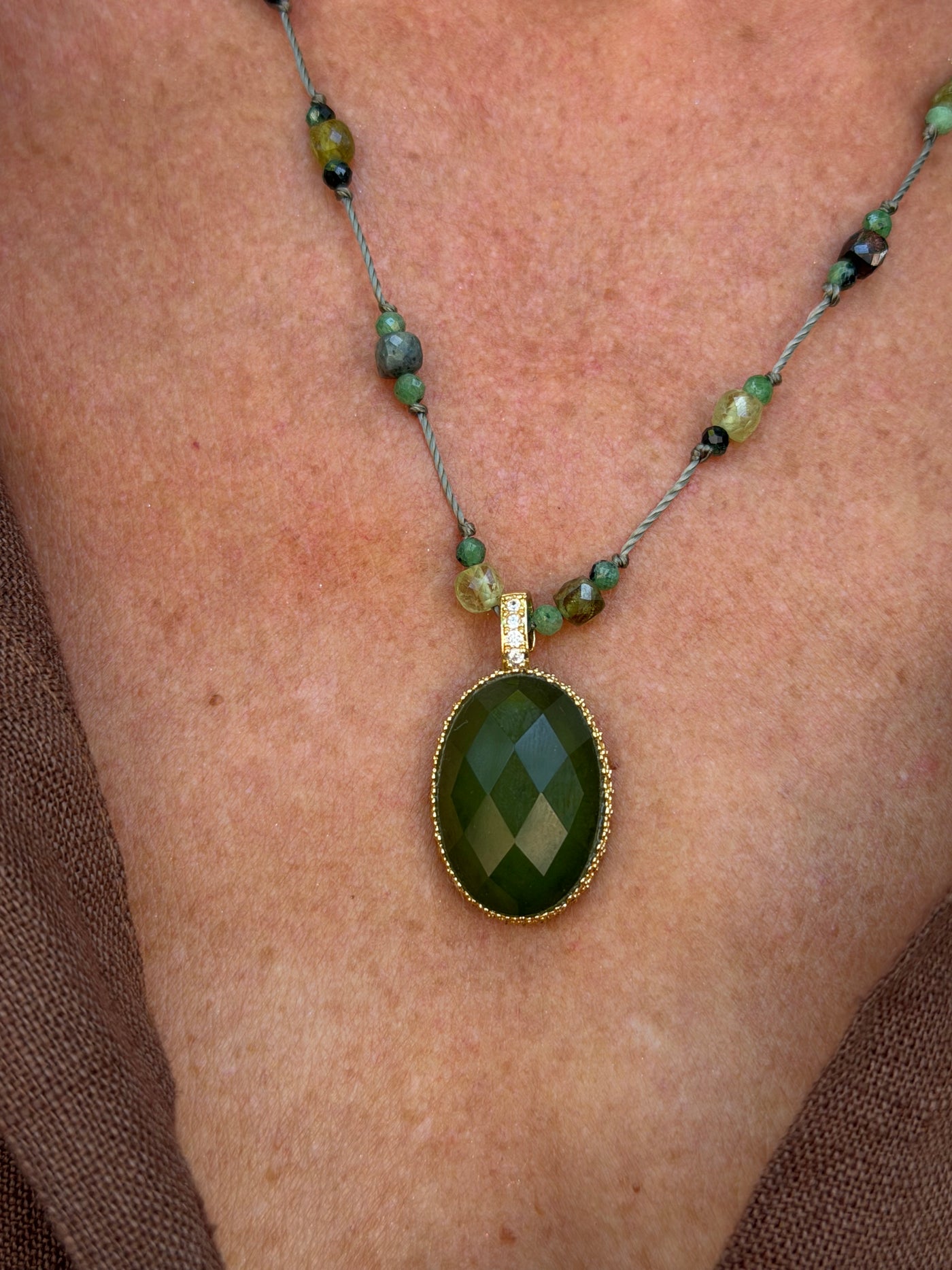 Collier LOU pierres et chaînes perles