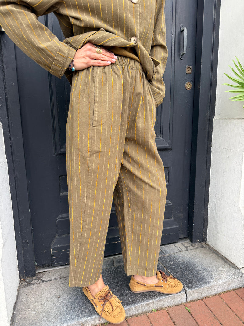 Pantalon Marie olive à rayures
