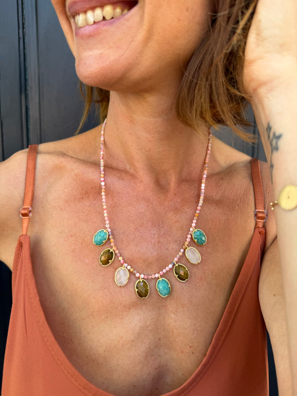 Collier Solea 8 pierres cabochon