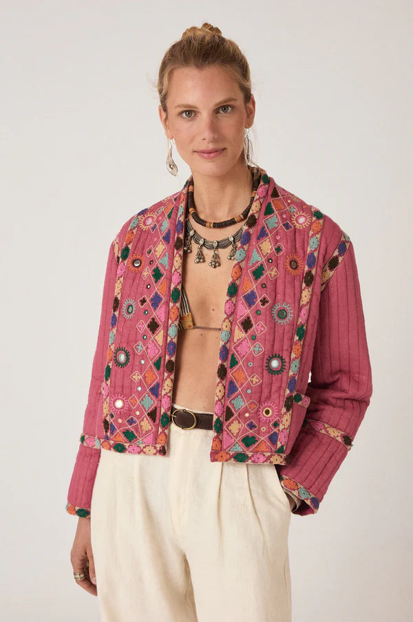 Veste Maison Hotel Nisha pink city