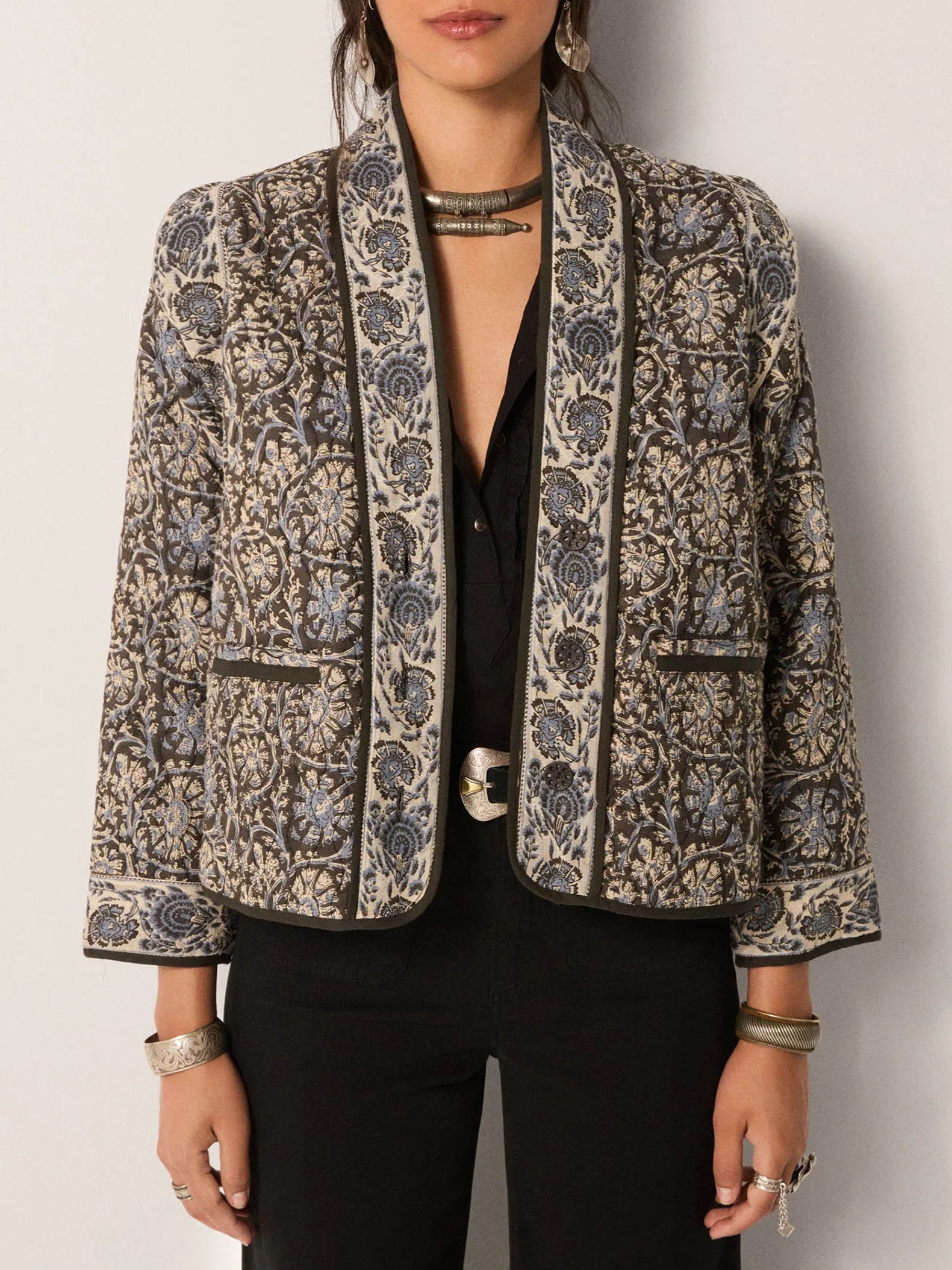 Veste SUGATA Maison Hotel