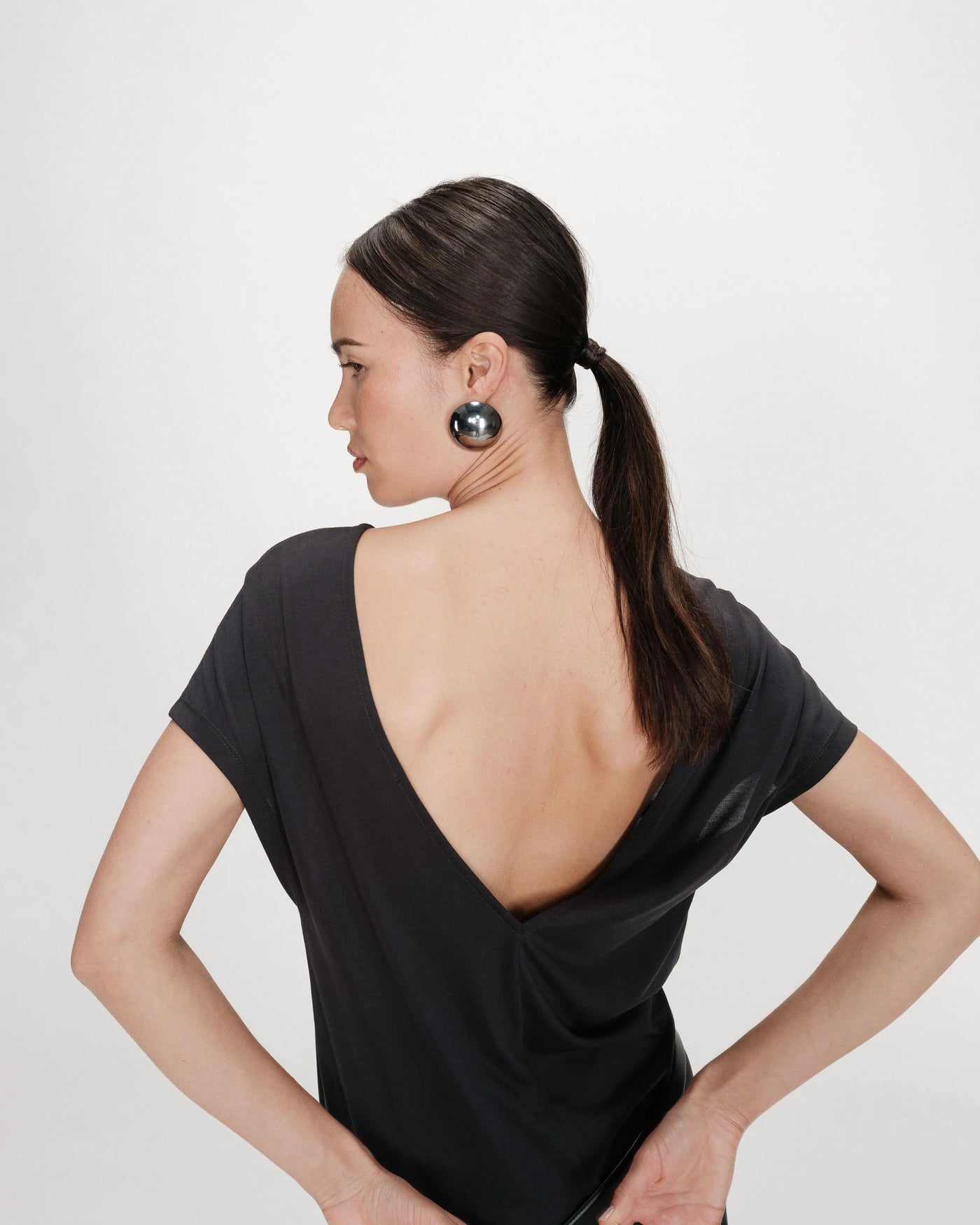 Robe Grace & Mila Peace longue légère en modal manches courtes carbone