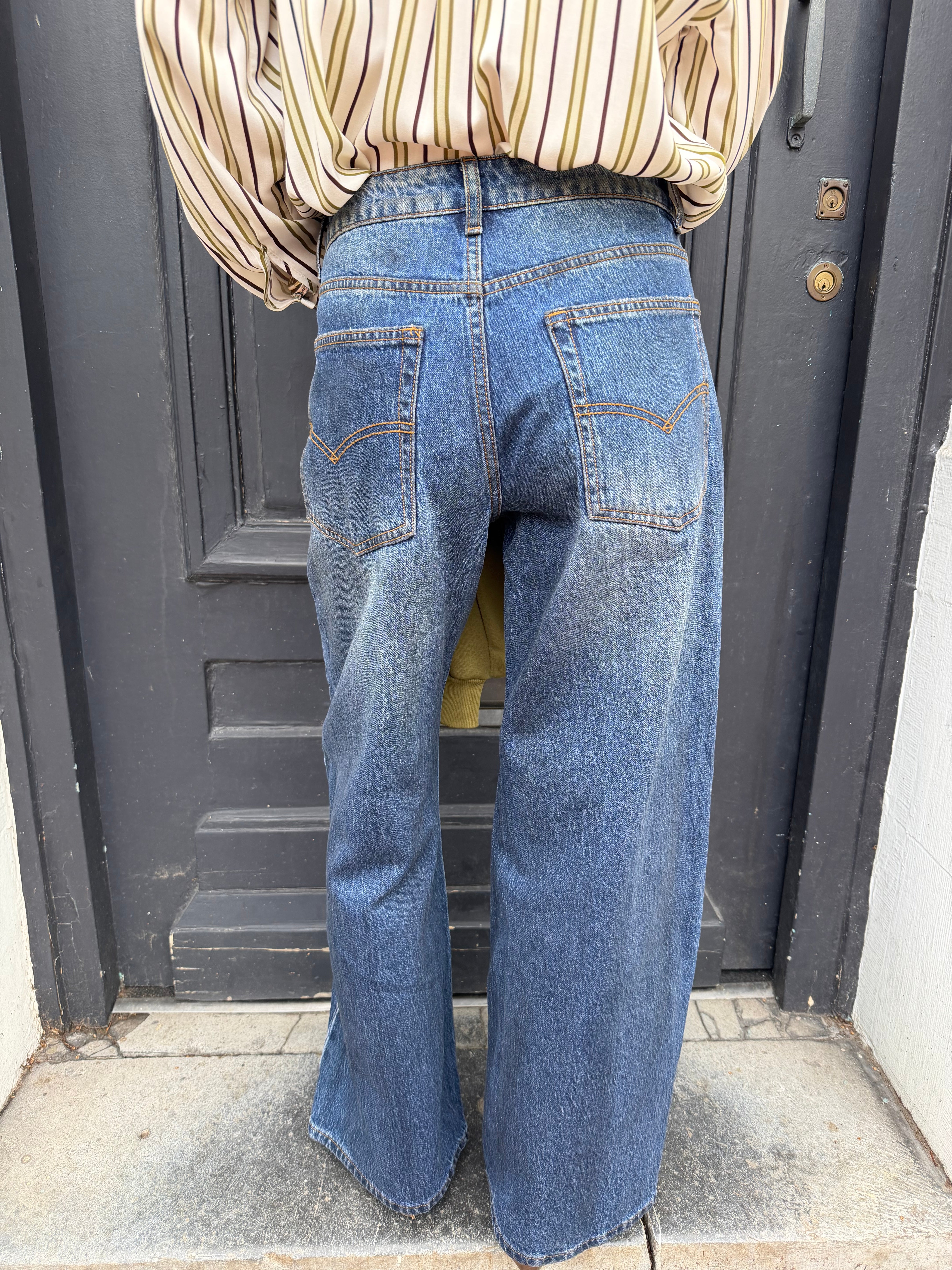 jean tim brut vue de dos