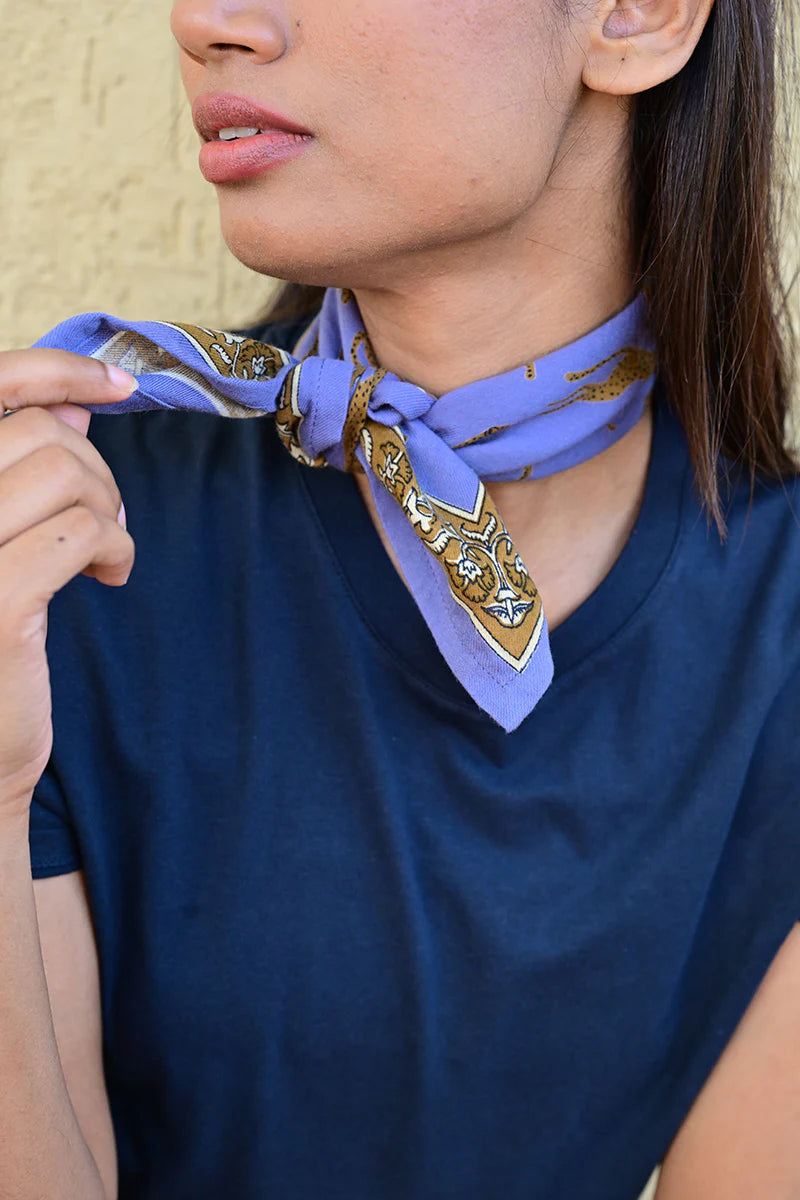 Foulard byzantine Petit Fauve bleu horizon