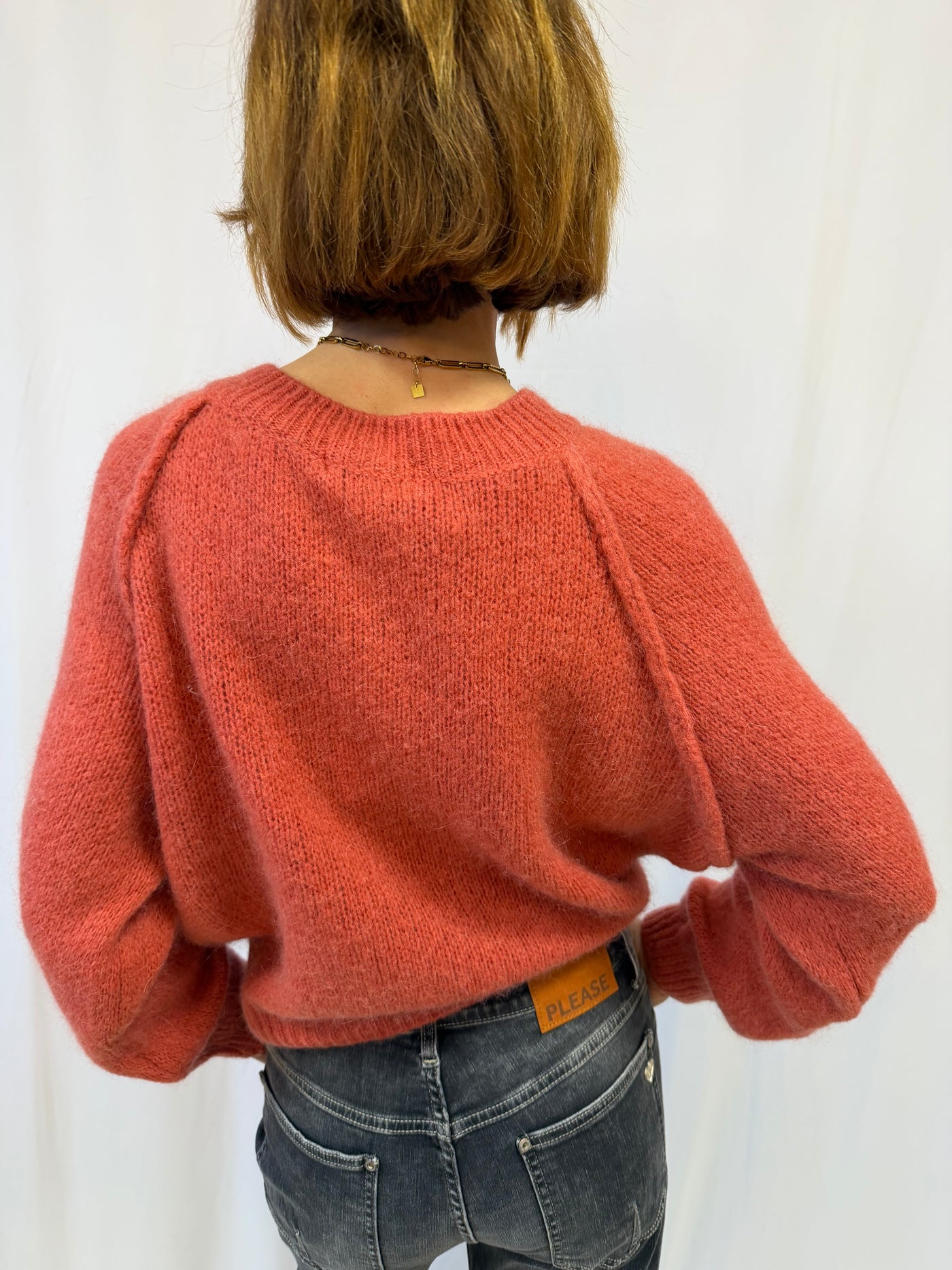 pull pauline vue de dos